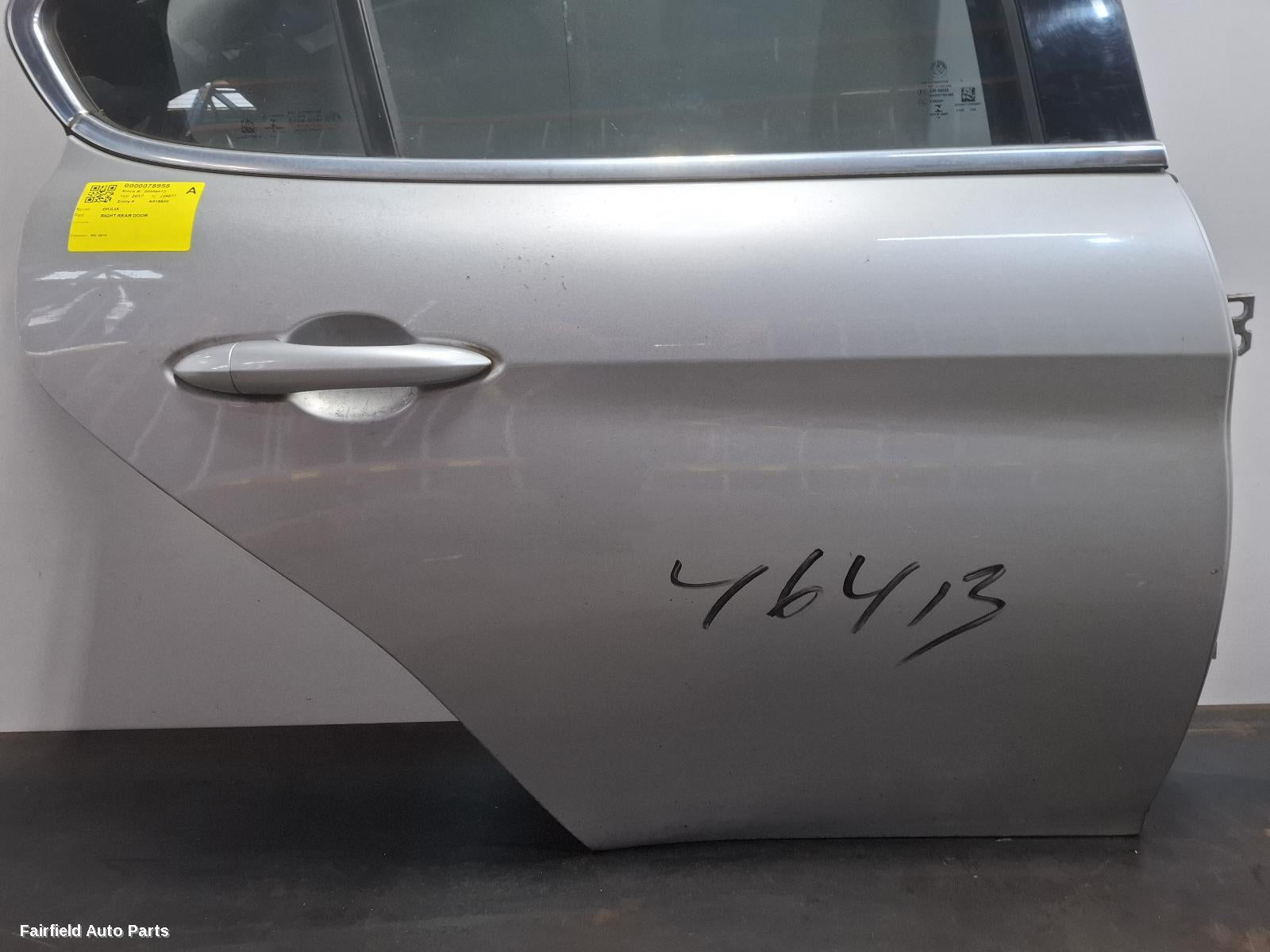 2016-2026 Alfa Romeo Giulia Right Rear Door Sliding