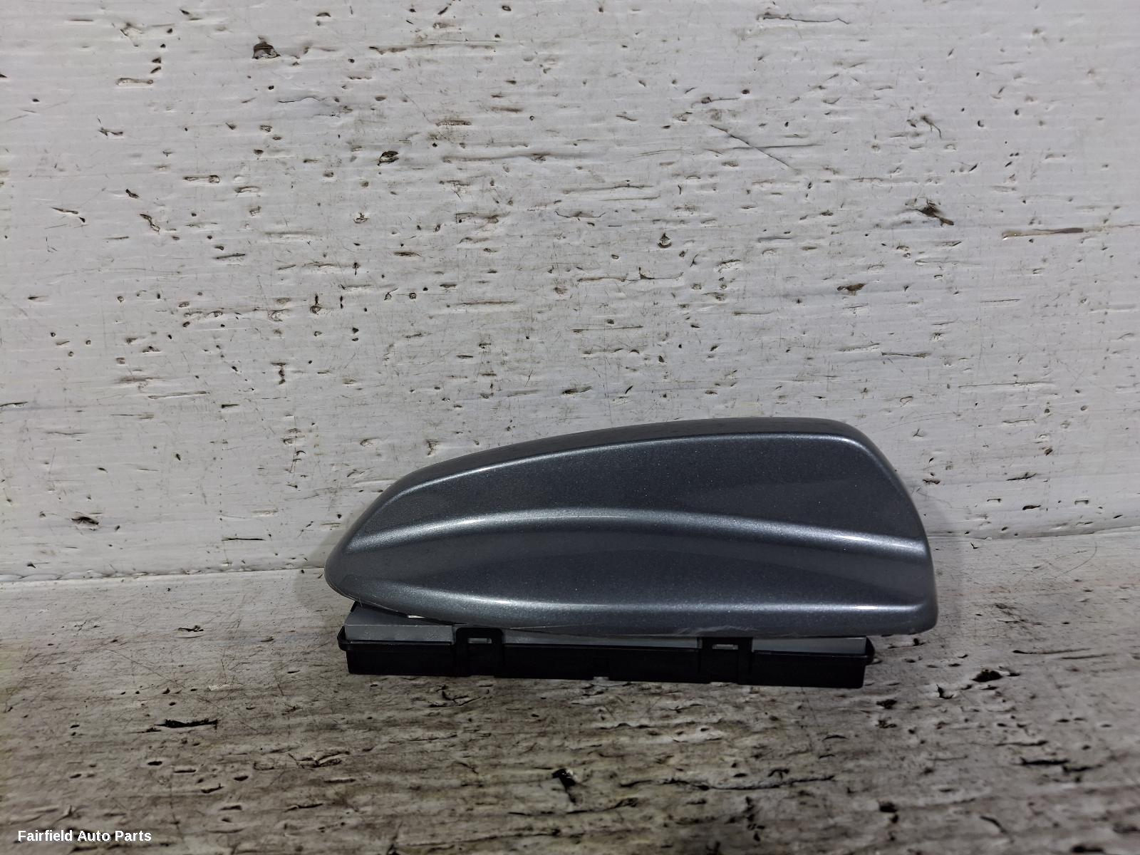 2017-2026 Volvo Xc60 Antenna