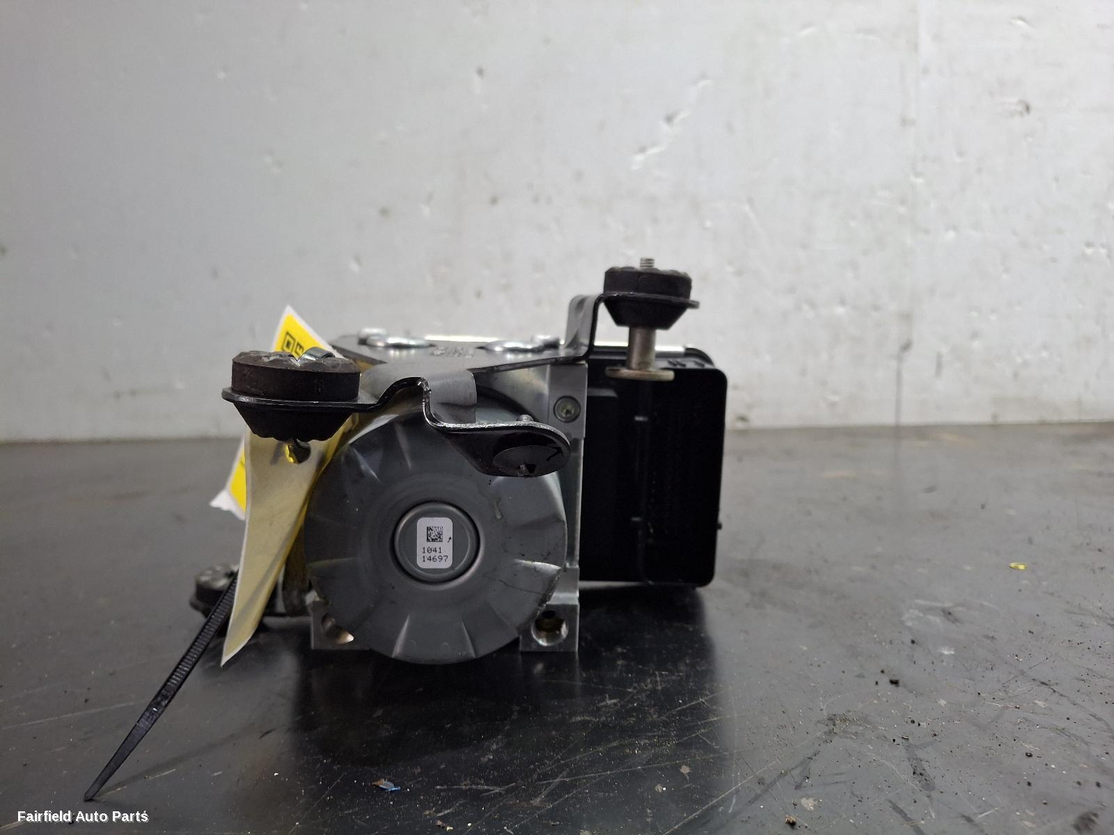 2017-2025 Volvo Xc60 Abs Pump Modulator