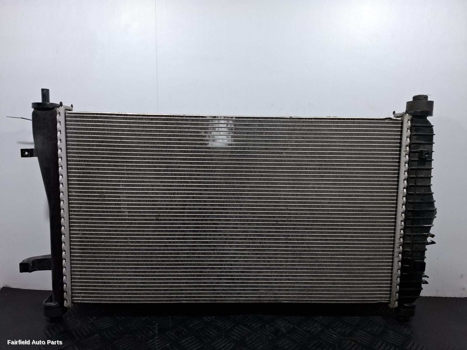 2015-2021 Ldv G10 Radiator