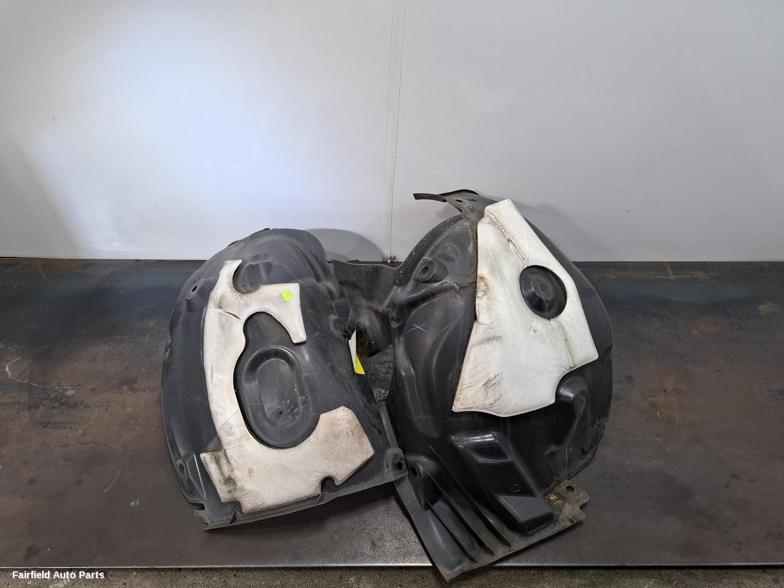 2014-2016 Renault Megane Right Guard Liner