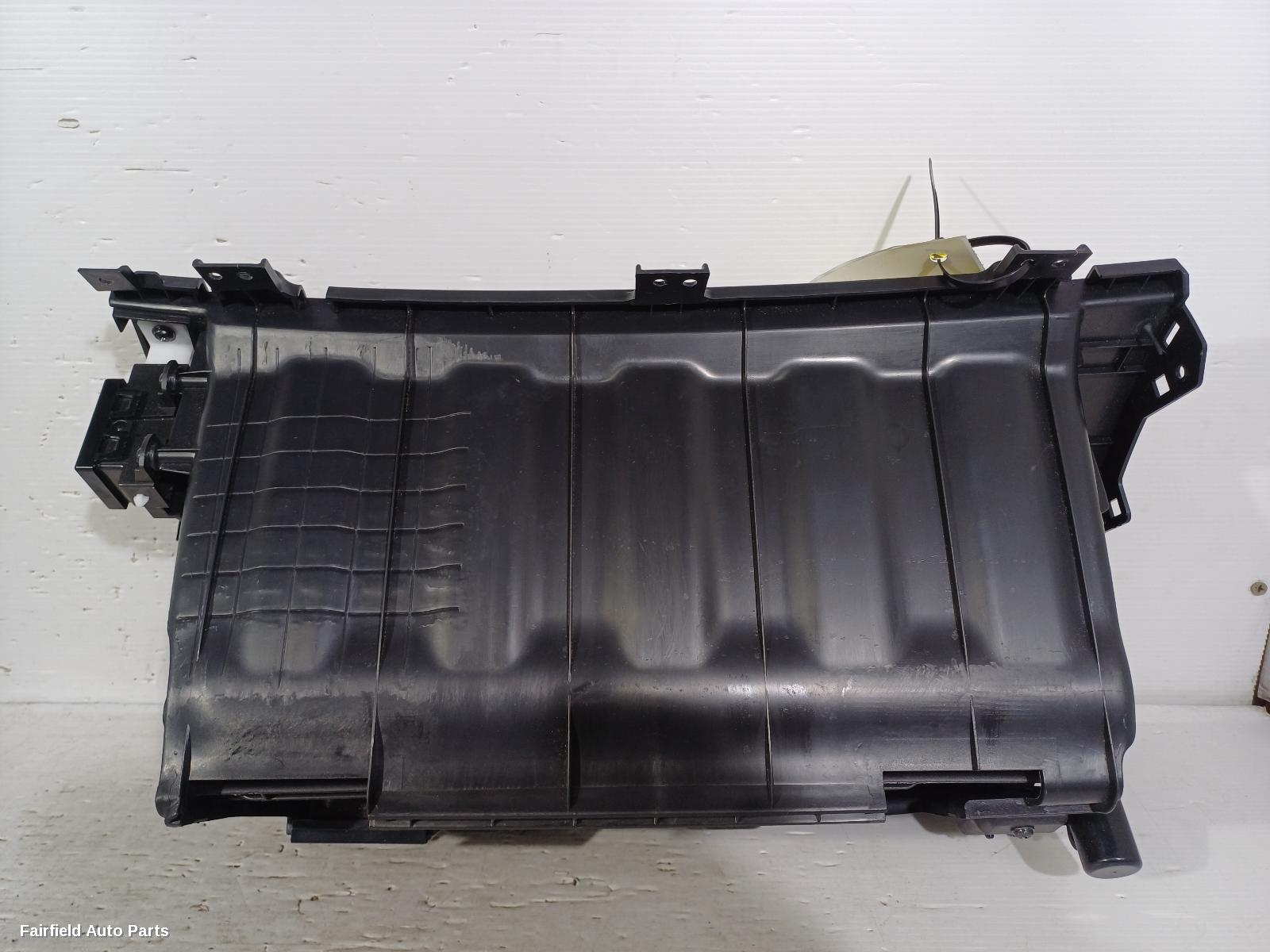 2012-2017 Hyundai I30 Glove Box