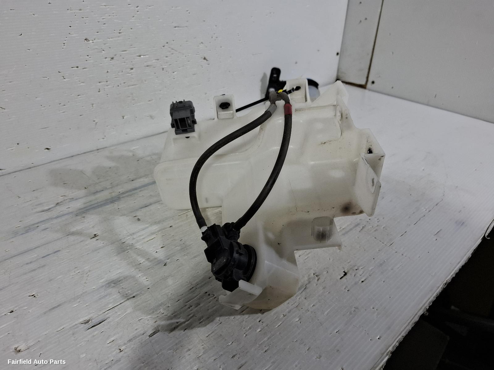 2018-2023 Mazda Cx8 Washer Bottle