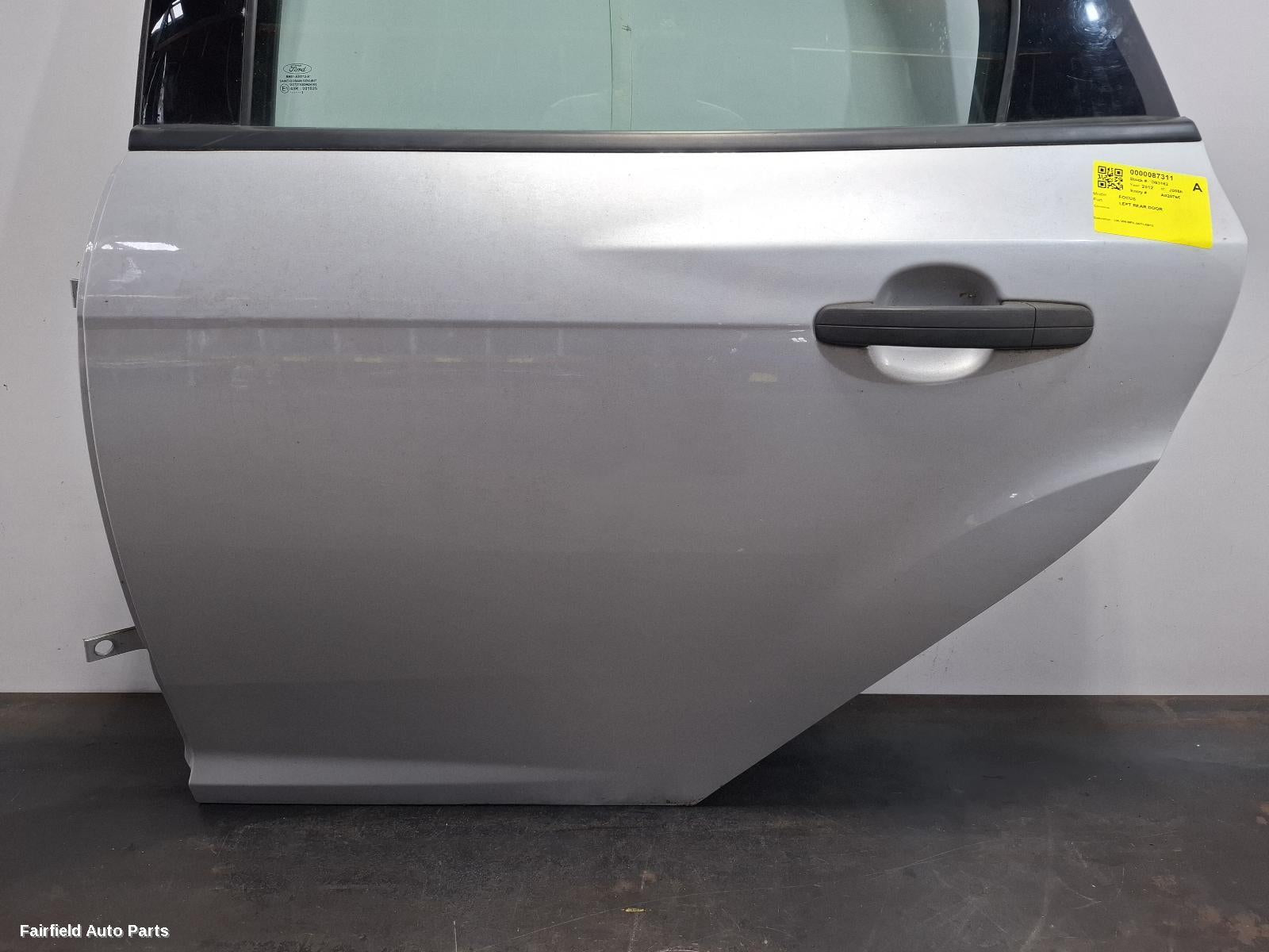 2011-2013 Ford Focus Left Rear Door Sliding
