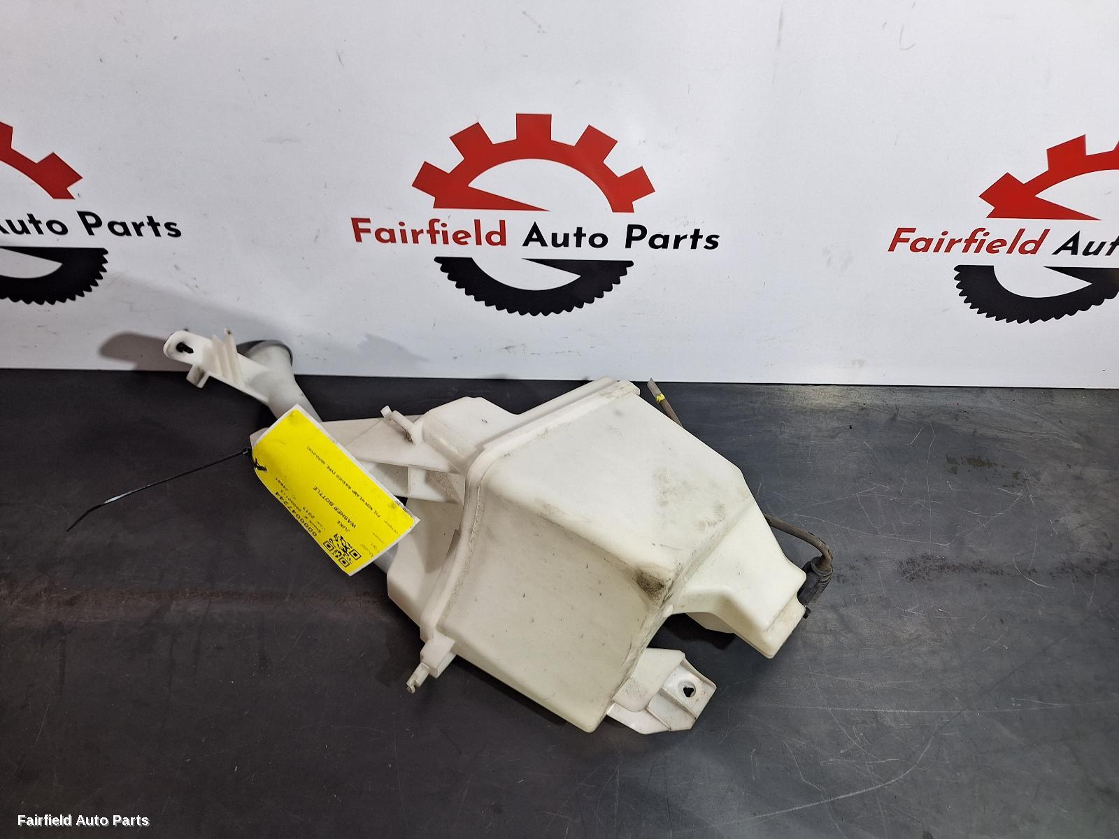 2010-2015 Nissan Juke Washer Bottle
