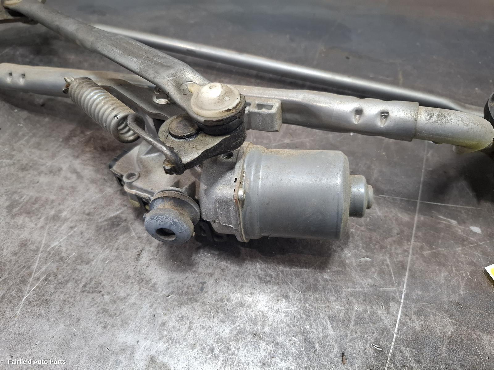 2013-2021 Toyota Kluger Wiper Motor