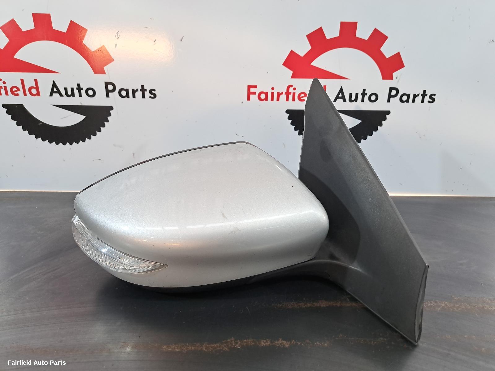 2012-2017 Nissan Pulsar Right Door Mirror