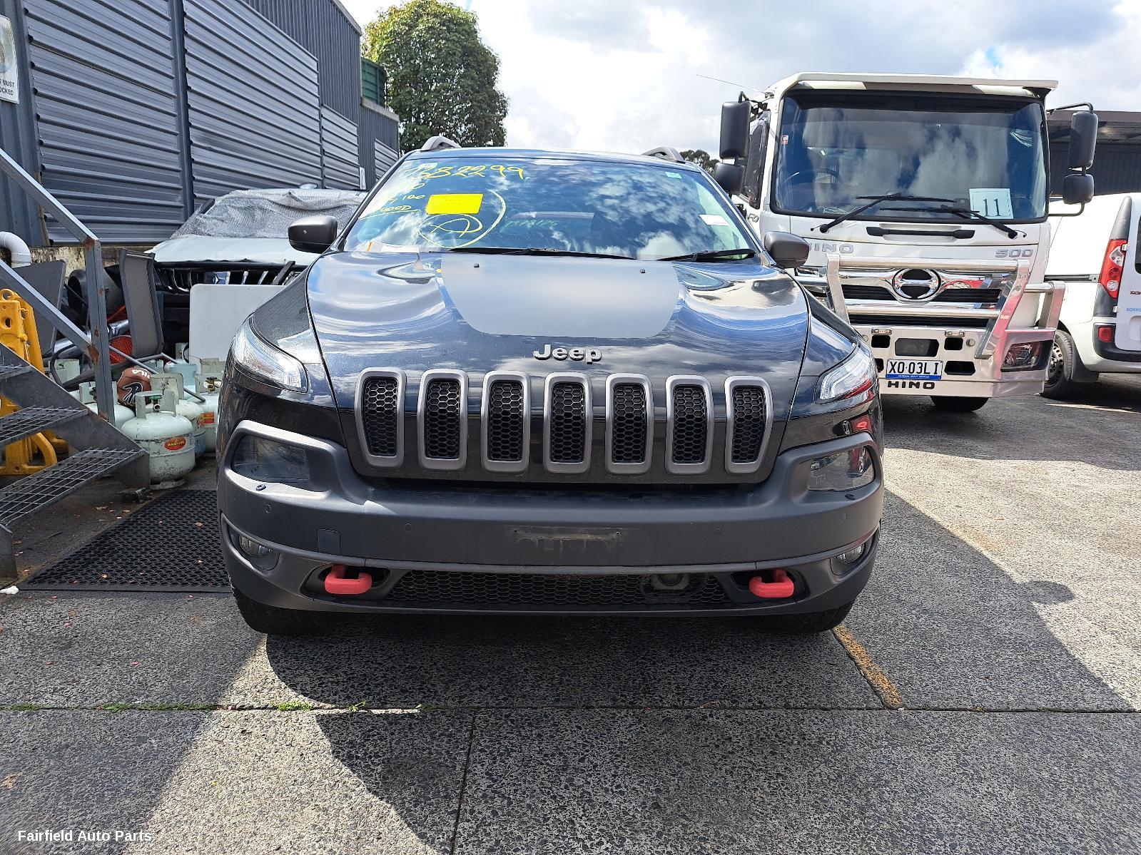 2014-2018 Jeep Cherokee Front Bumper