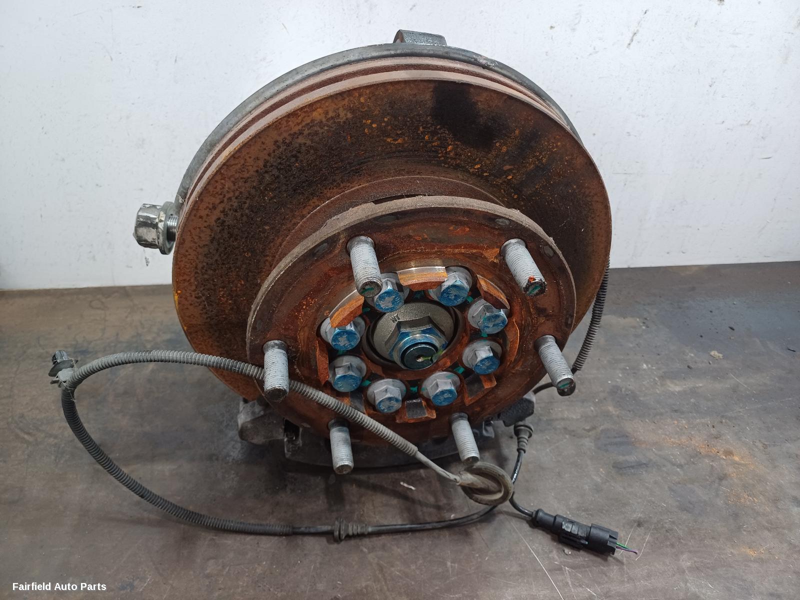 2020-2026 Ldv Deliver 9 Right Front Hub Assembly