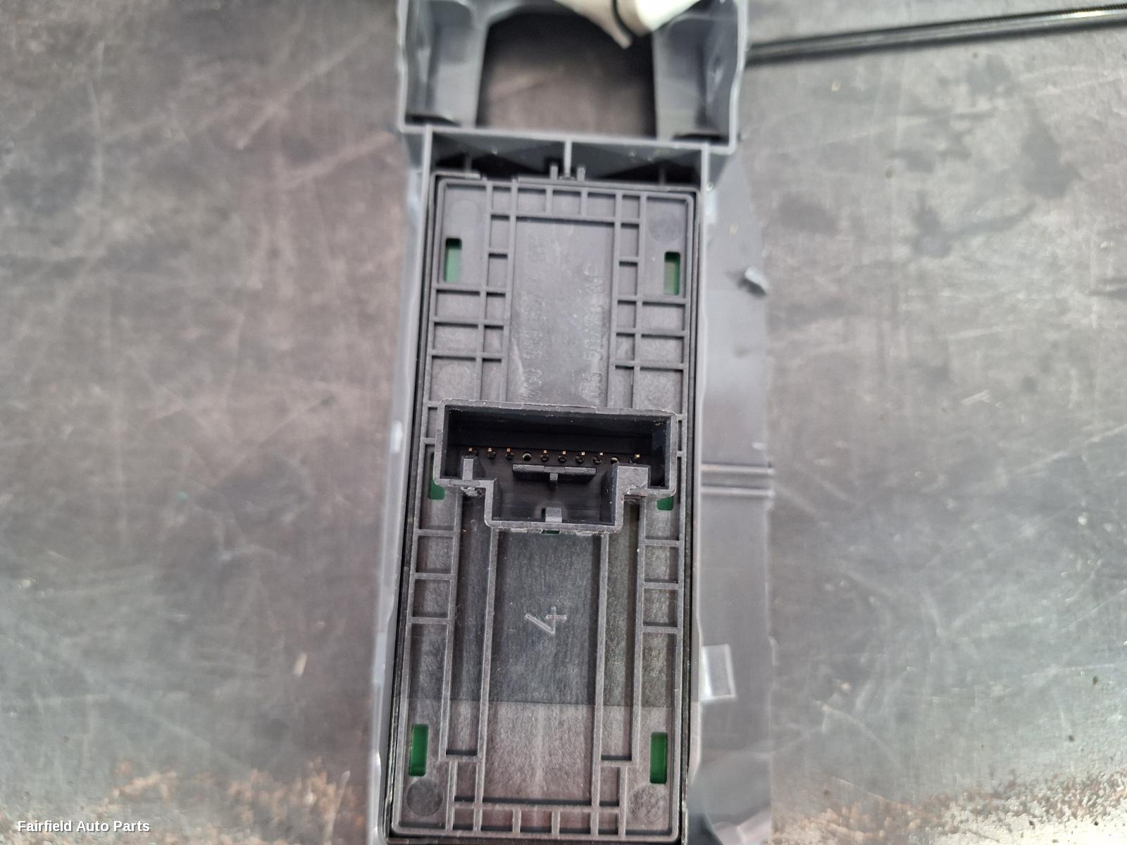 2020-2025 Volkswagen T-cross Pwr Dr Wind Switch