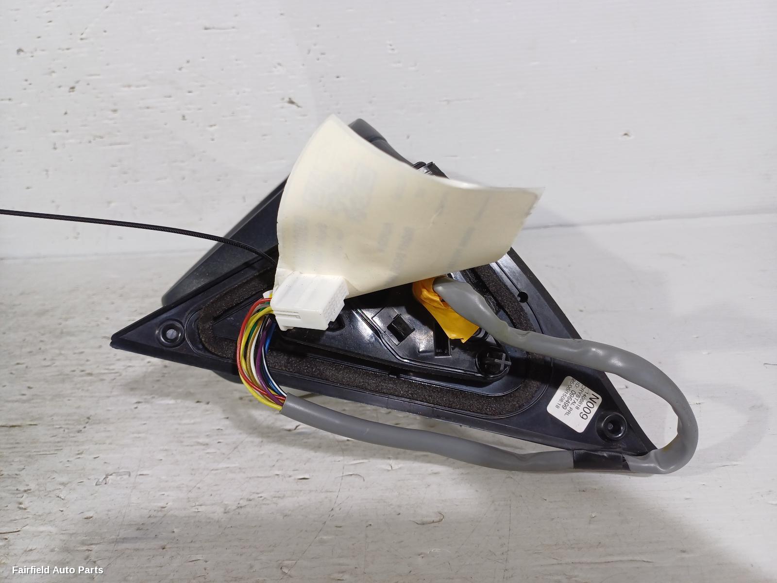 2015-2017 Toyota Aurion Right Door Mirror