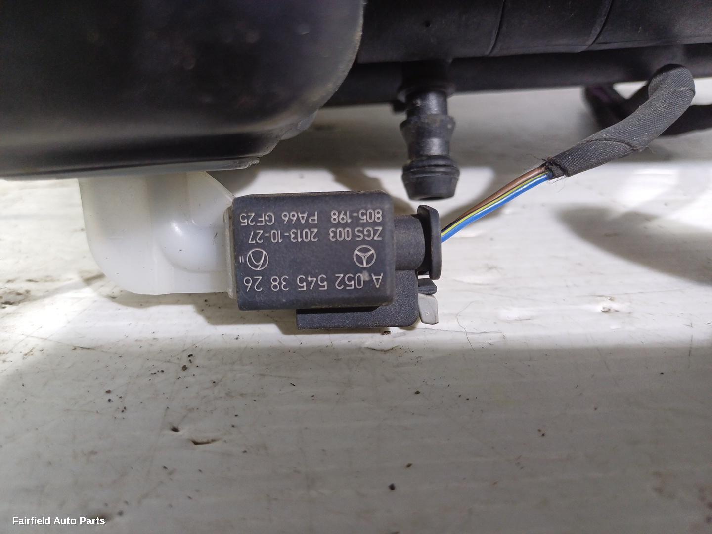 2013-2019 Mercedes Cla Class Washer Bottle