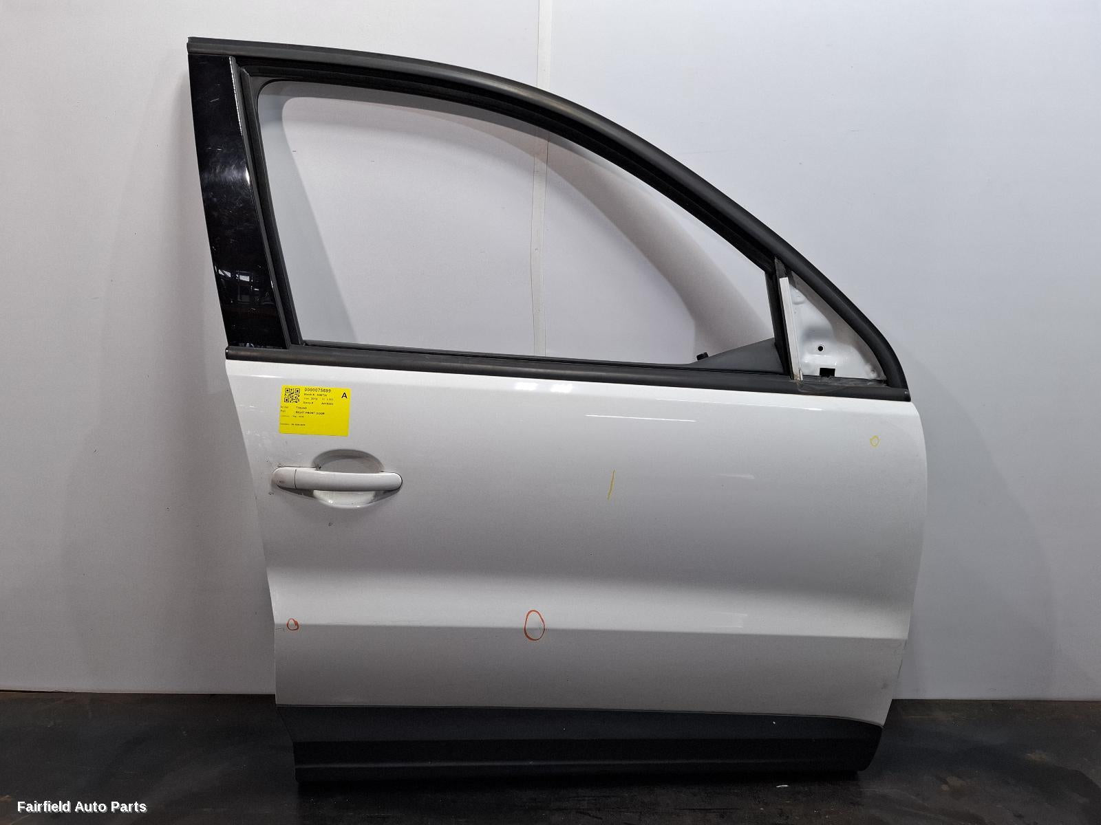 2008-2016 Volkswagen Tiguan Right Front Door