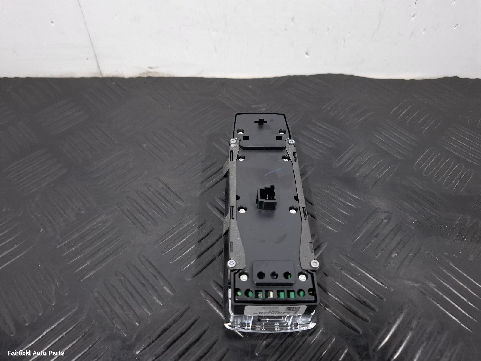 2013-2019 Mercedes Cla Class Pwr Dr Wind Switch
