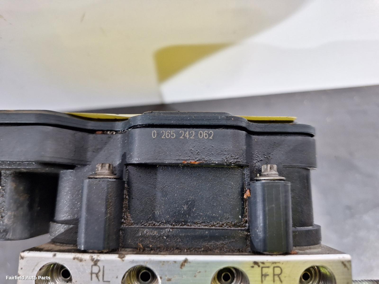2011-2015 Mazda Bt50 Abs Pump Modulator