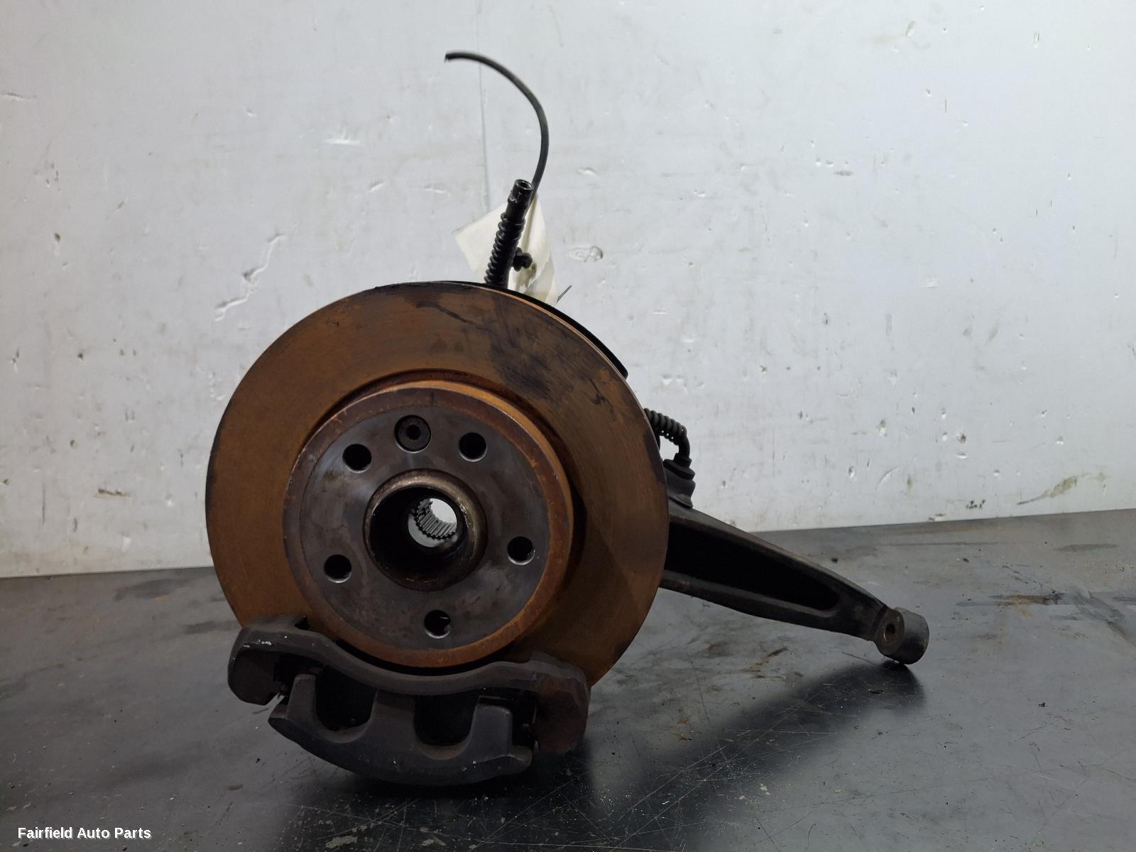 2010-2022 Volkswagen Amarok Right Front Hub Assembly