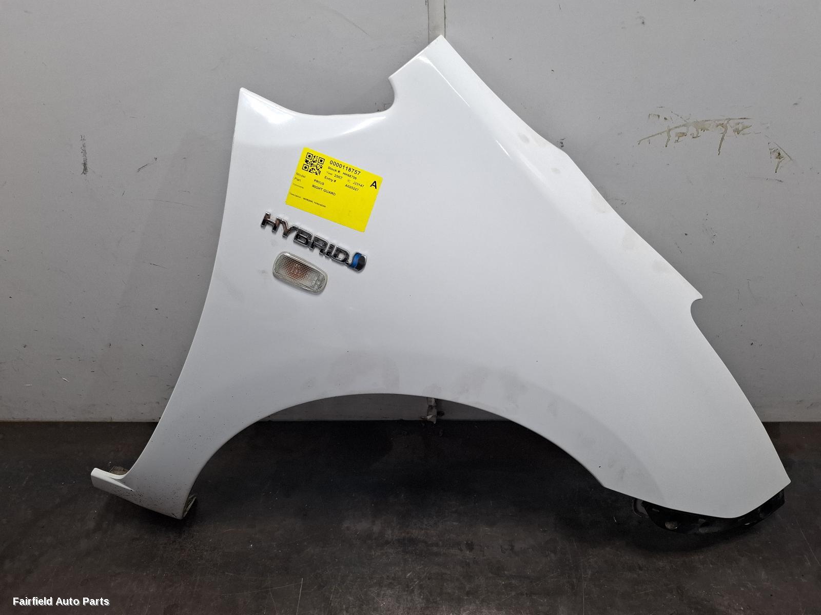 2003-2009 Toyota Prius Right Guard