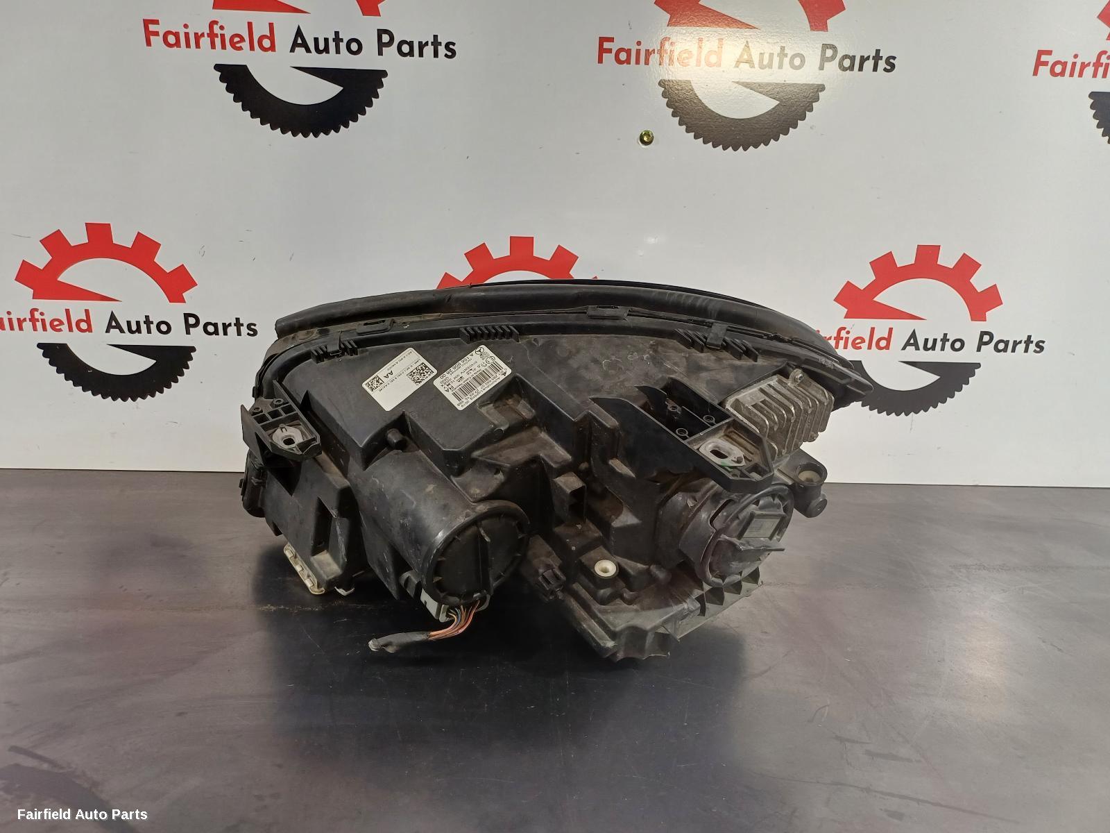 2017-2020 Mercedes Gla Class Right Headlamp