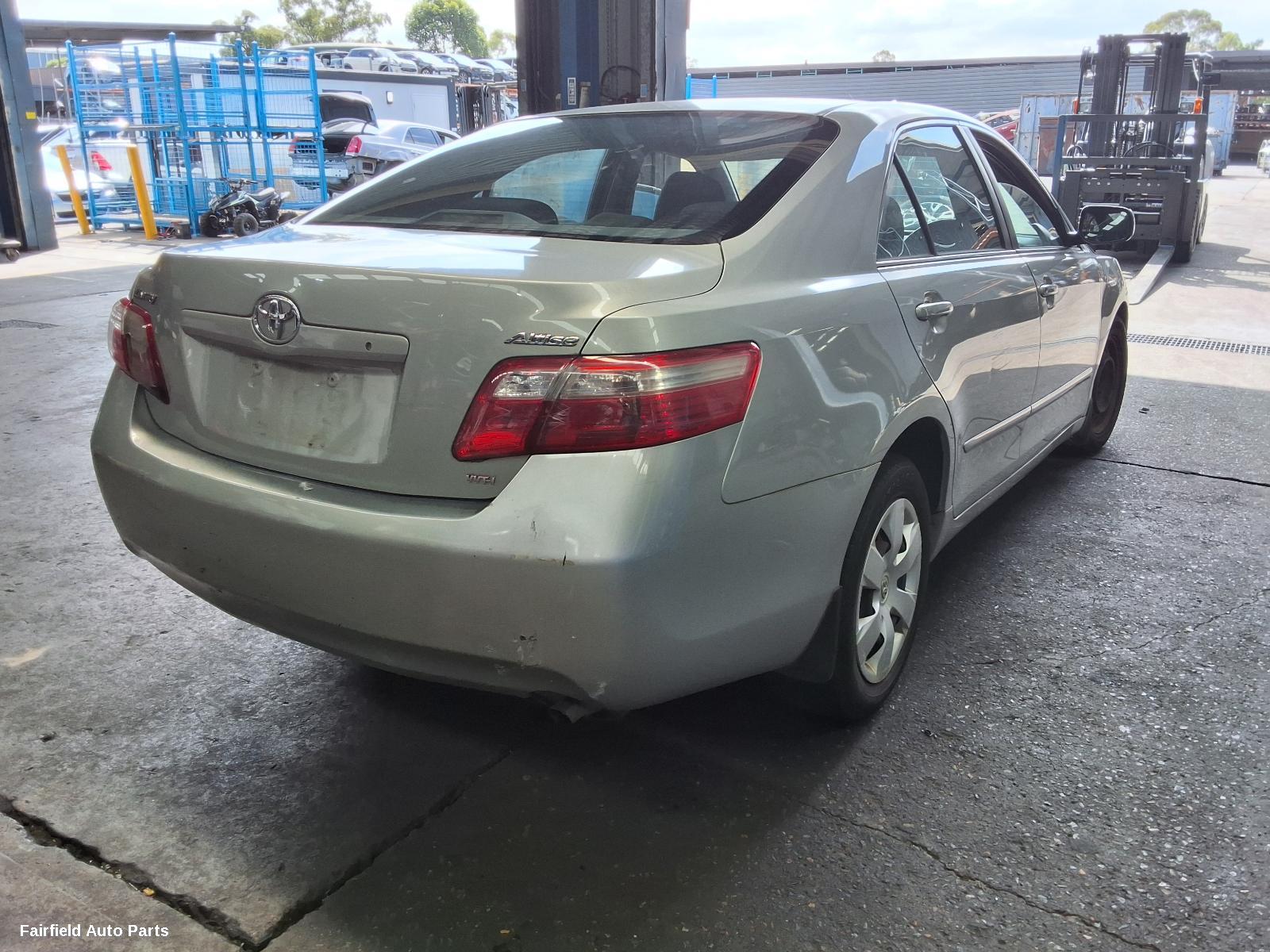 2006-2009 Toyota Camry Rear Garnish