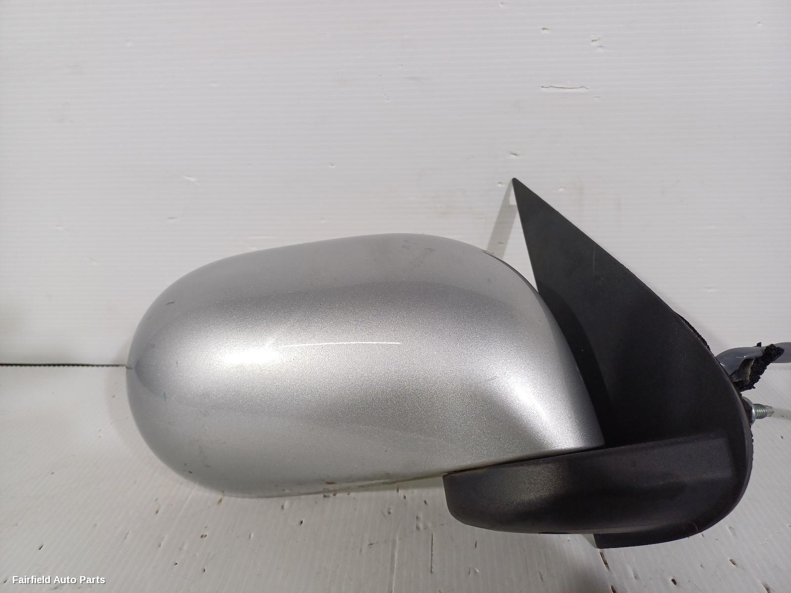 2002-2008 Nissan Cube Right Door Mirror