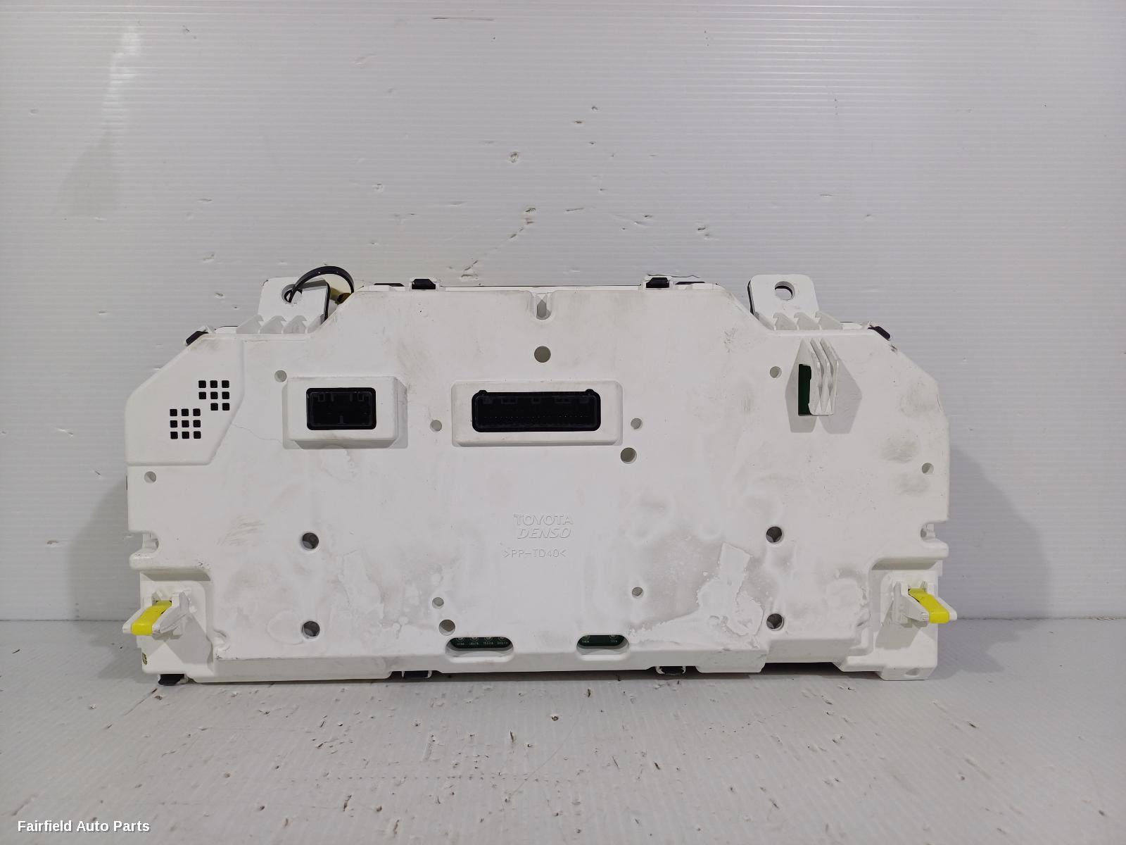 2016-2021 Toyota Kluger Instrument Cluster