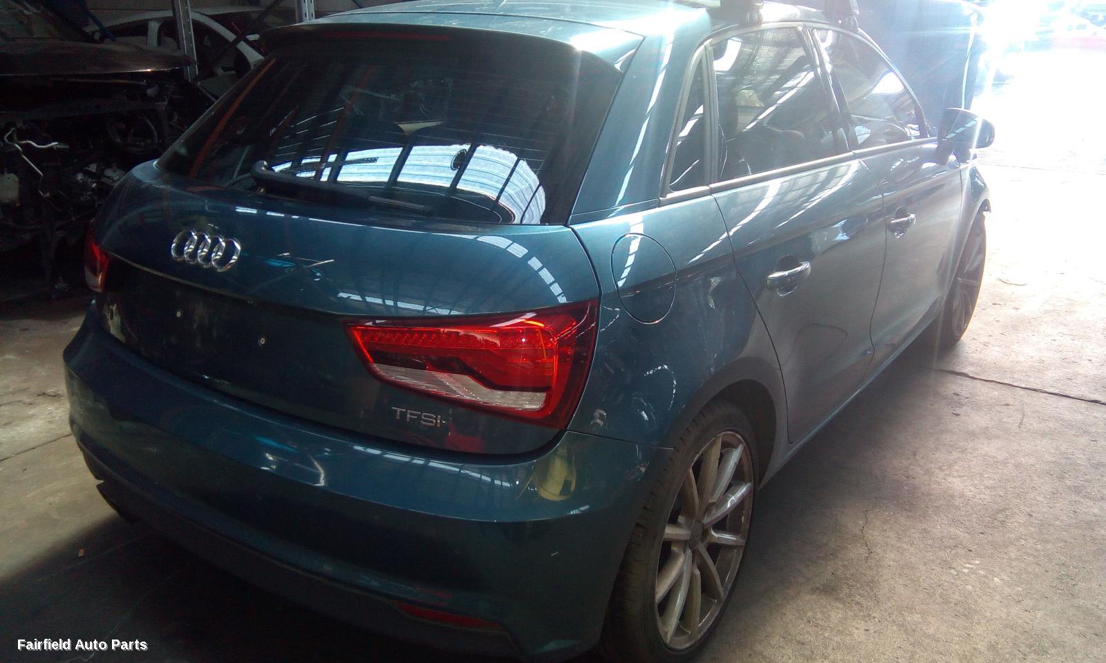 2010-2018 Audi A1 Right Door Mirror