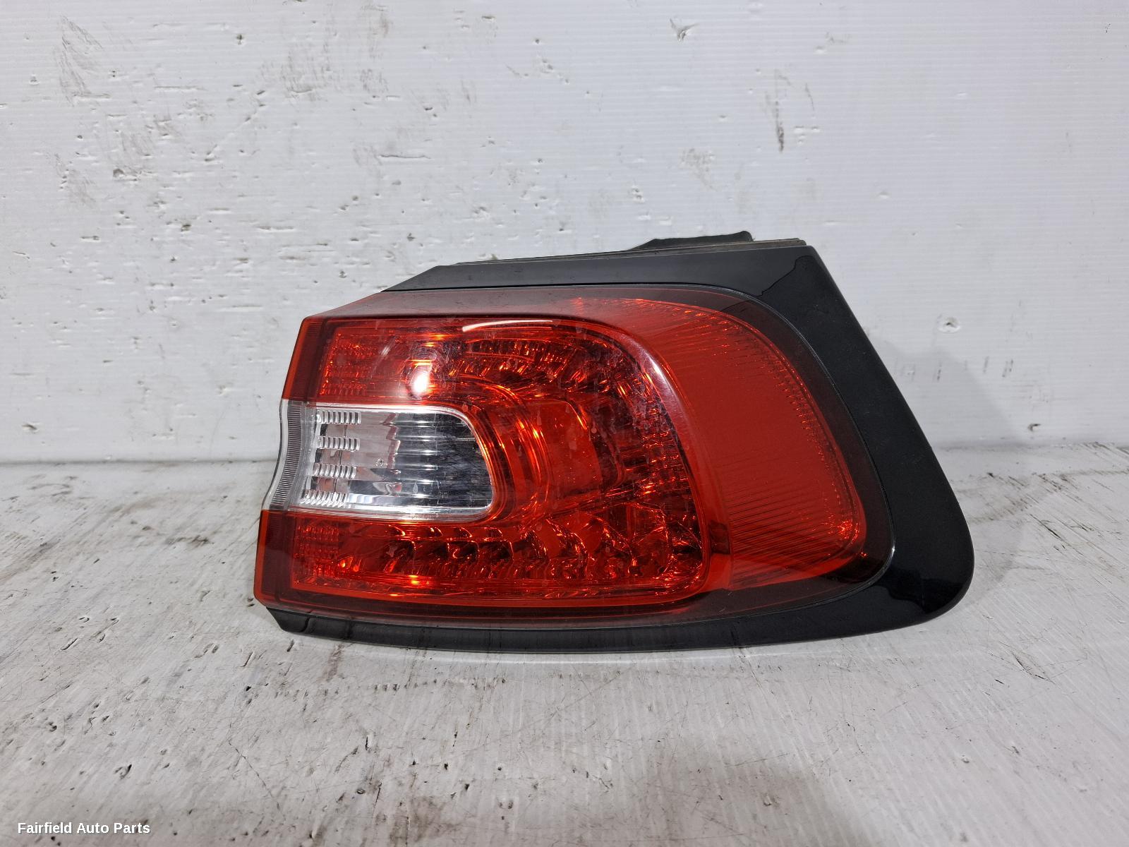 2014-2018 Jeep Cherokee Right Taillight