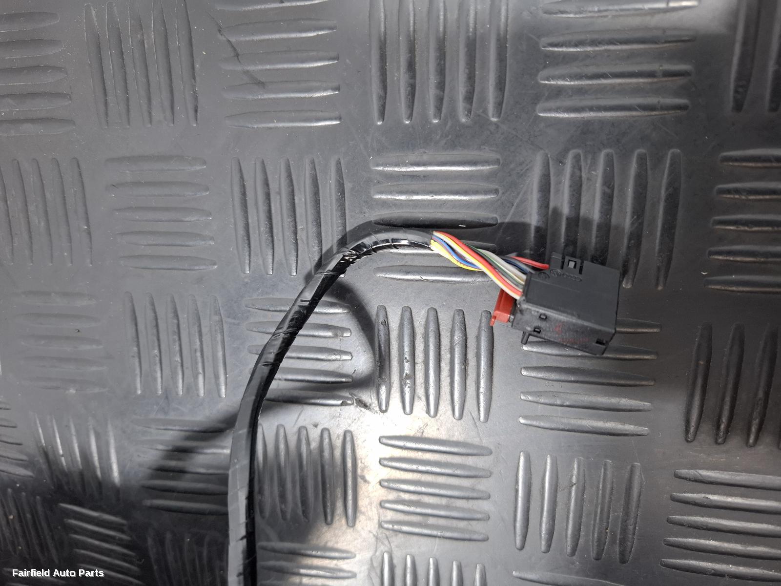 2008-2014 Audi Q5 Right Door Mirror