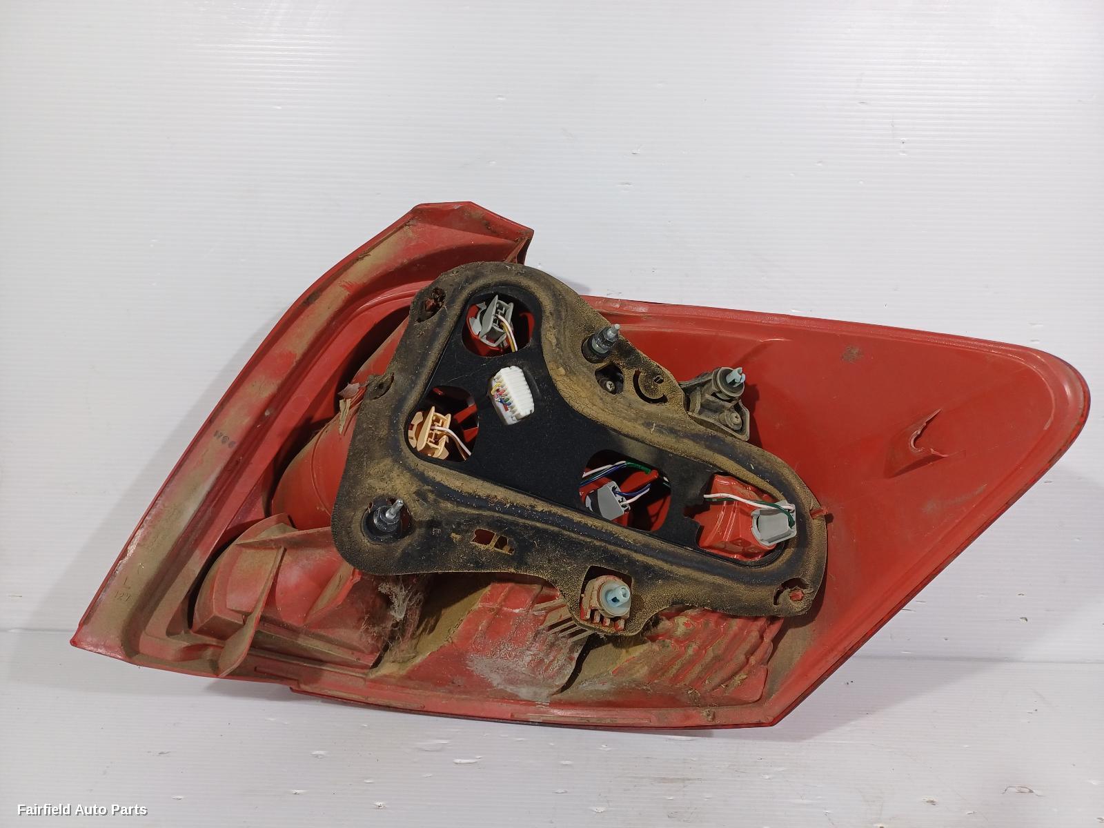 2007-2009 Toyota Corolla Left Taillight