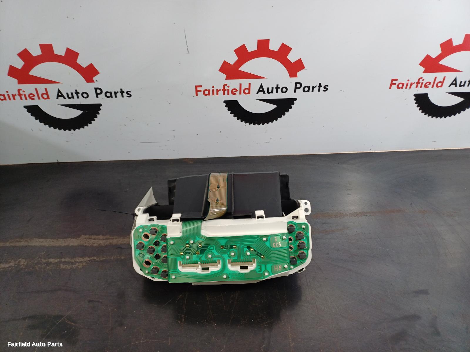 2002-2005 Toyota Echo Instrument Cluster