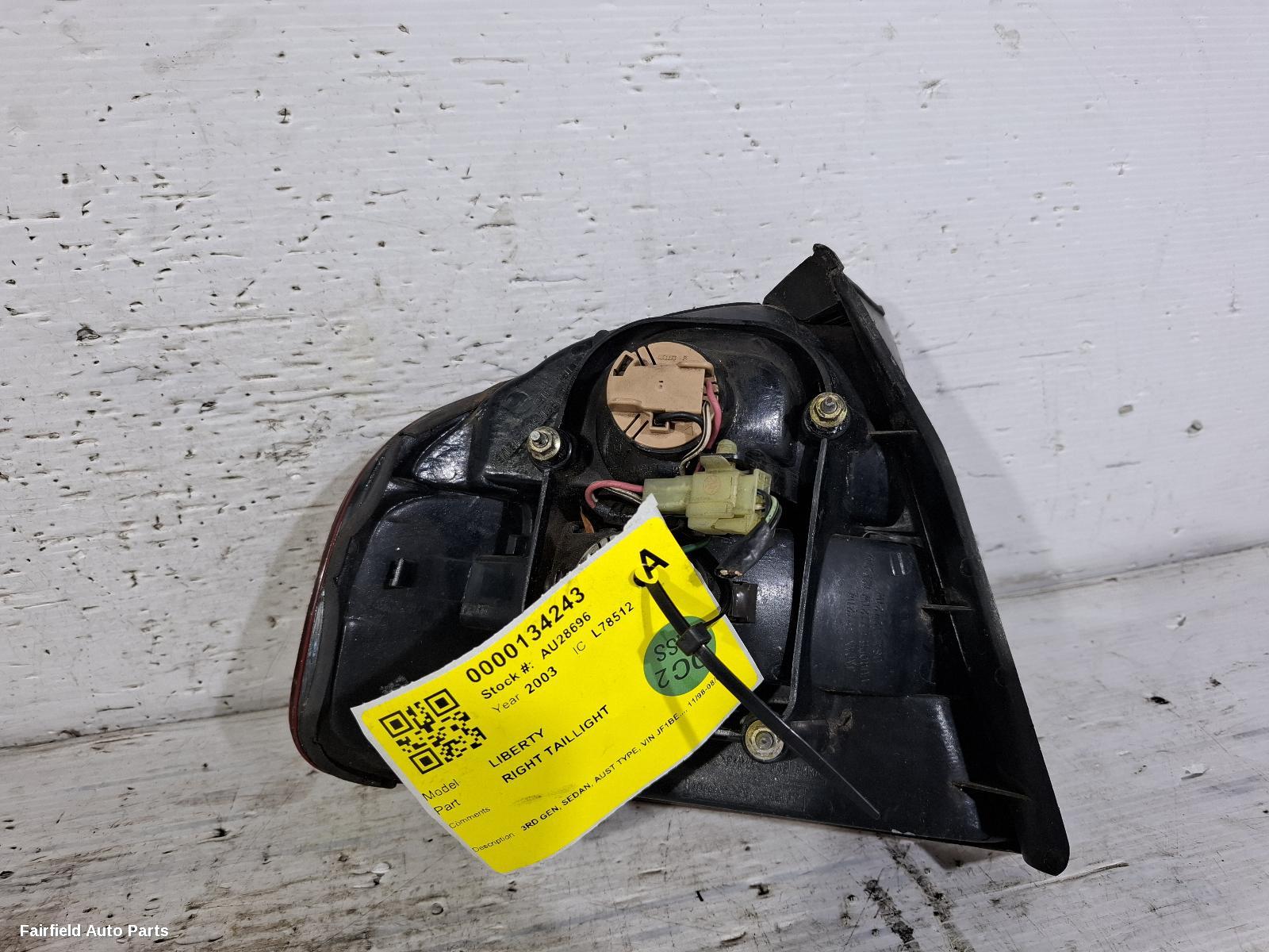 1998-2003 Subaru Liberty Right Taillight