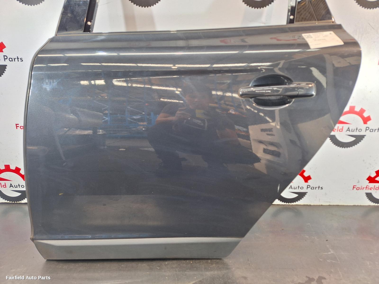 2009-2017 Volvo Xc60 Left Rear Door Sliding