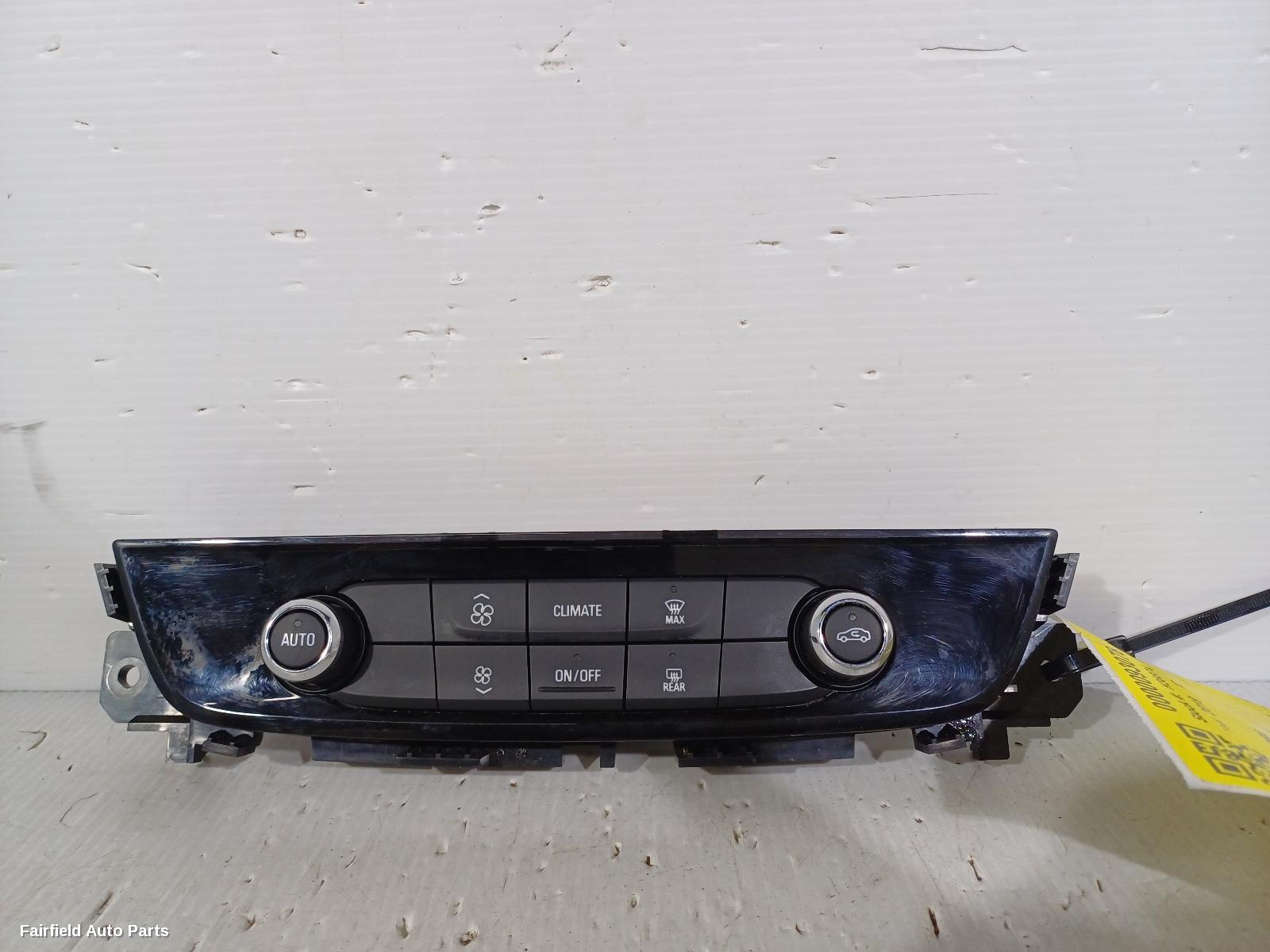 2017-2020 Holden Commodore Heater Ac Controls