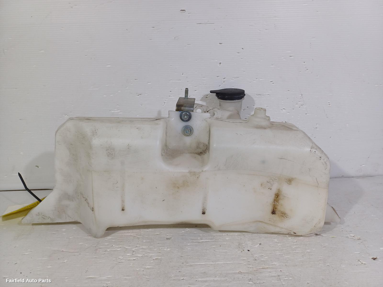 2017-2026 Ldv D90 Washer Bottle