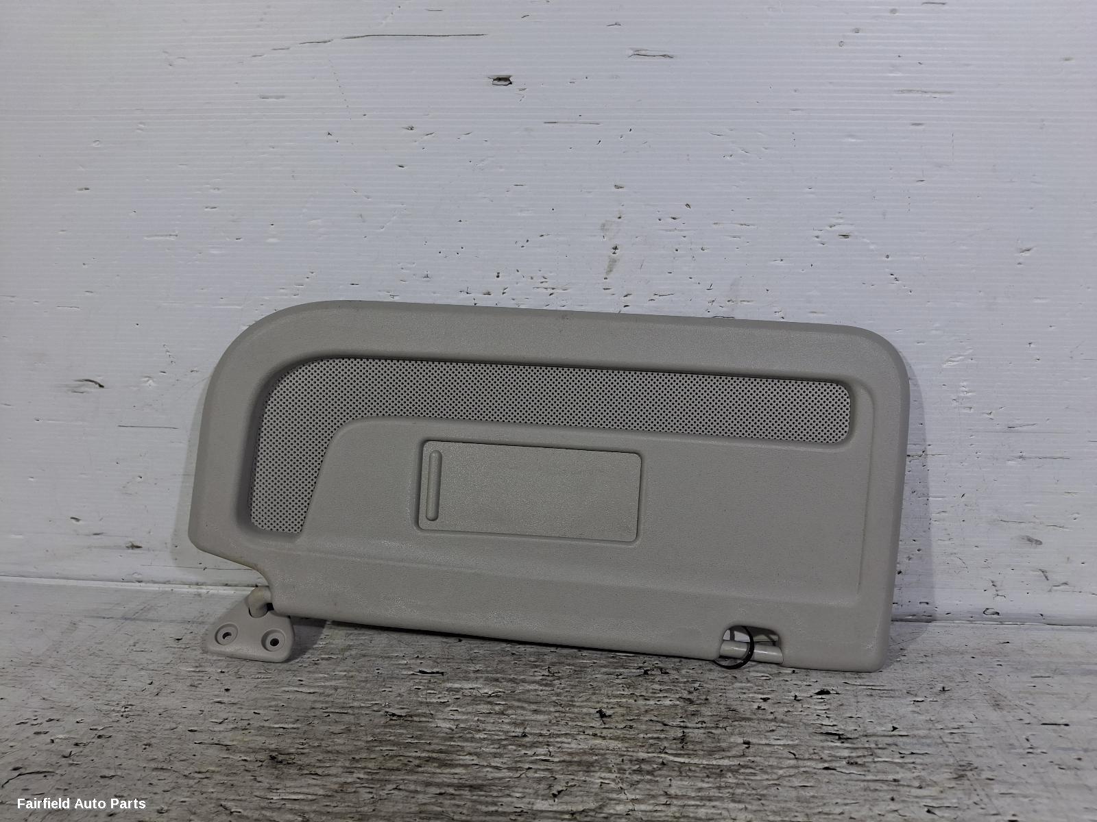 2016-2022 Nissan Serena Sunvisor