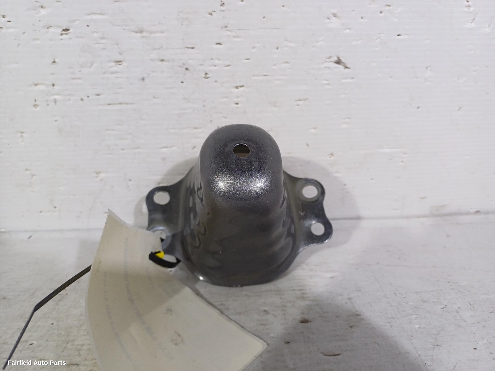 2012-2020 Nissan Note R Bar Bracket Reinfo