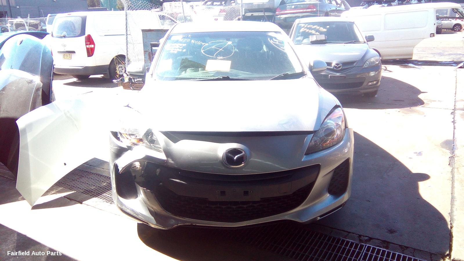 2009-2013 Mazda 3 High Level Stoplight
