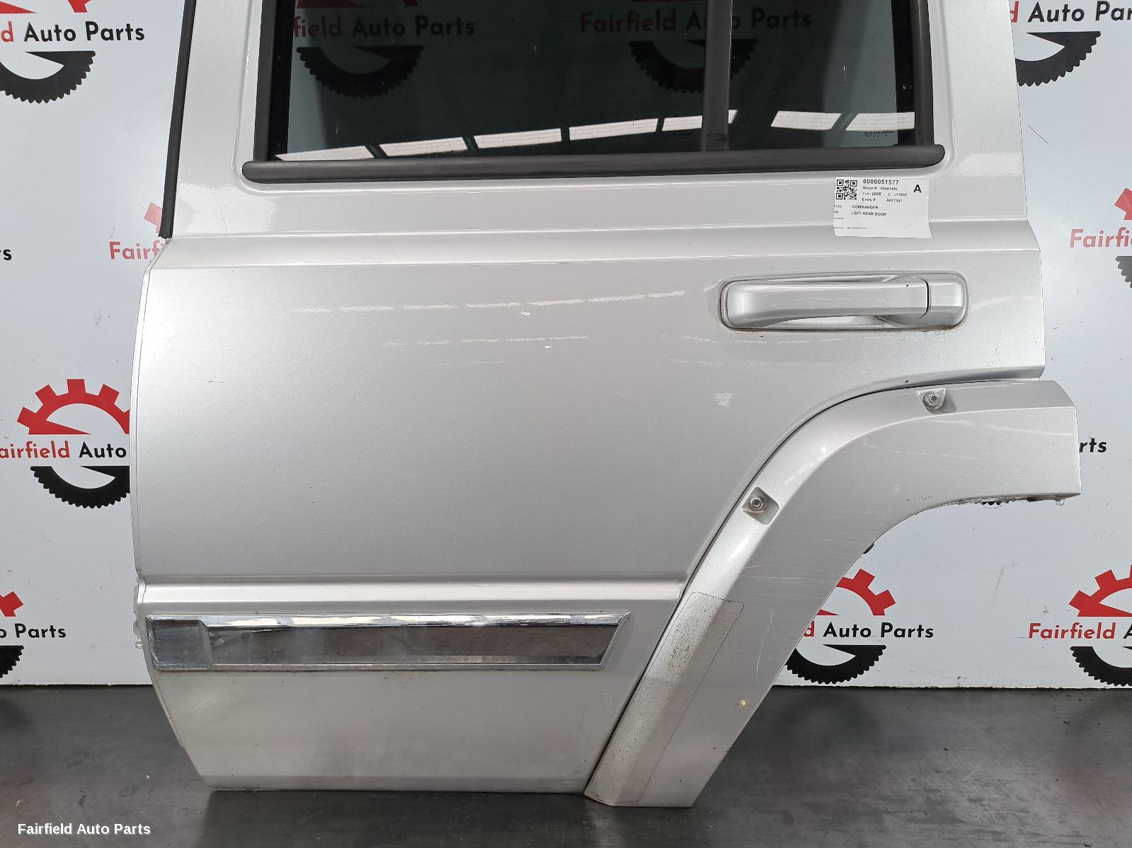 2006-2010 Jeep Commander Left Rear Door Sliding
