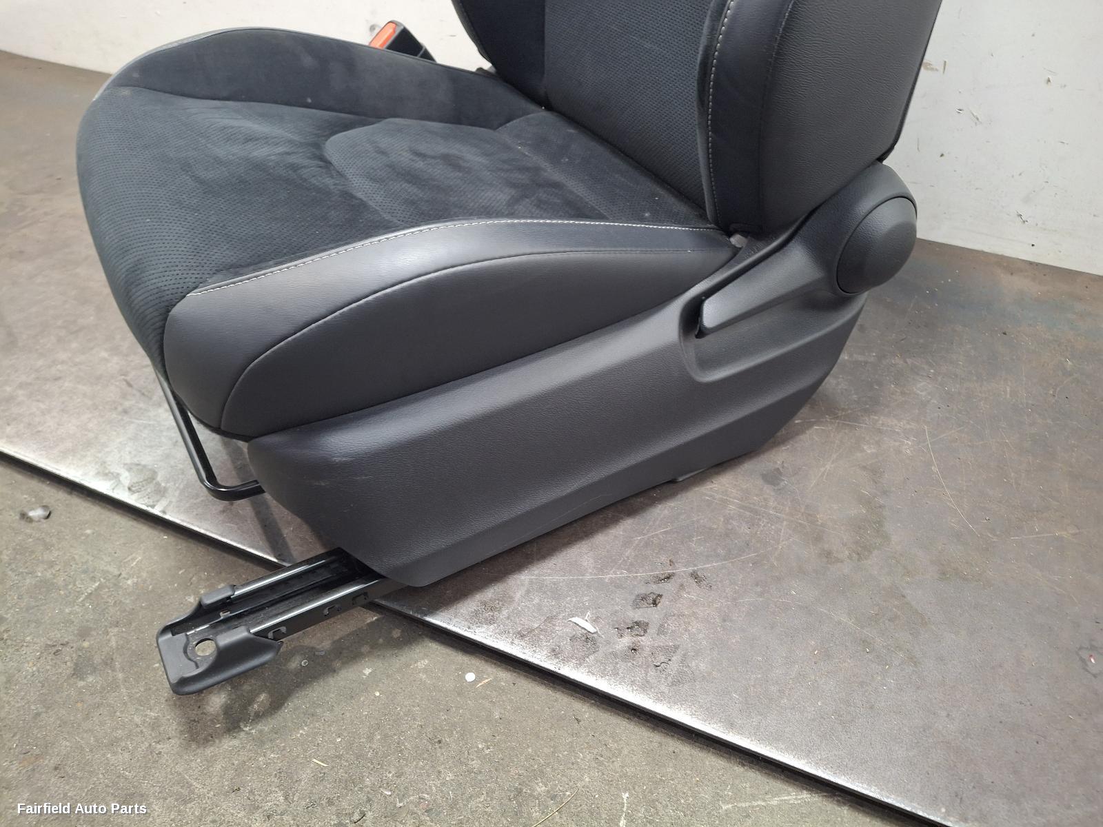 2018-2026 Toyota Corolla Front Seat