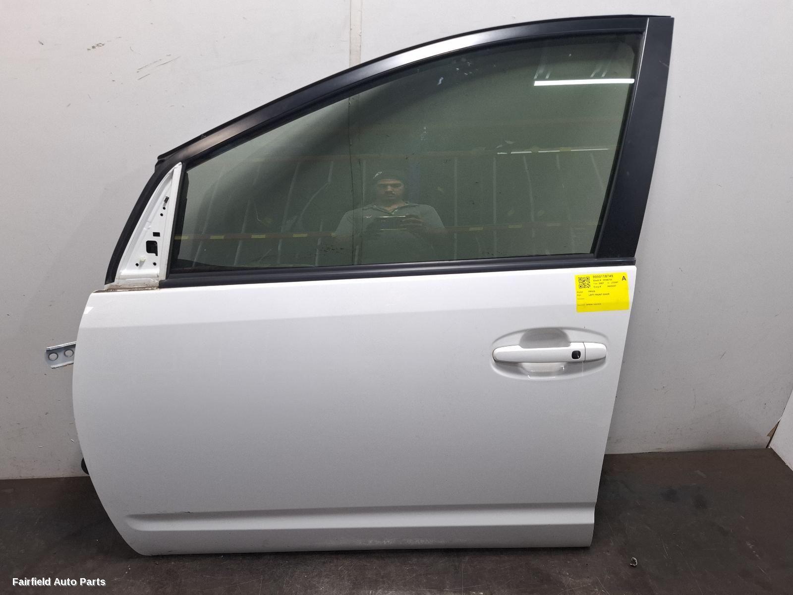 2003-2009 Toyota Prius Left Front Door