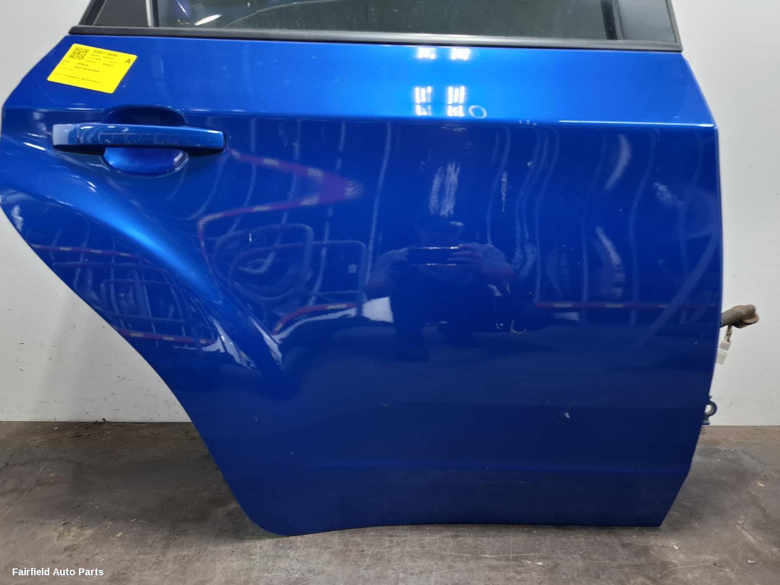 2010-2013 Subaru Impreza Right Rear Door Sliding