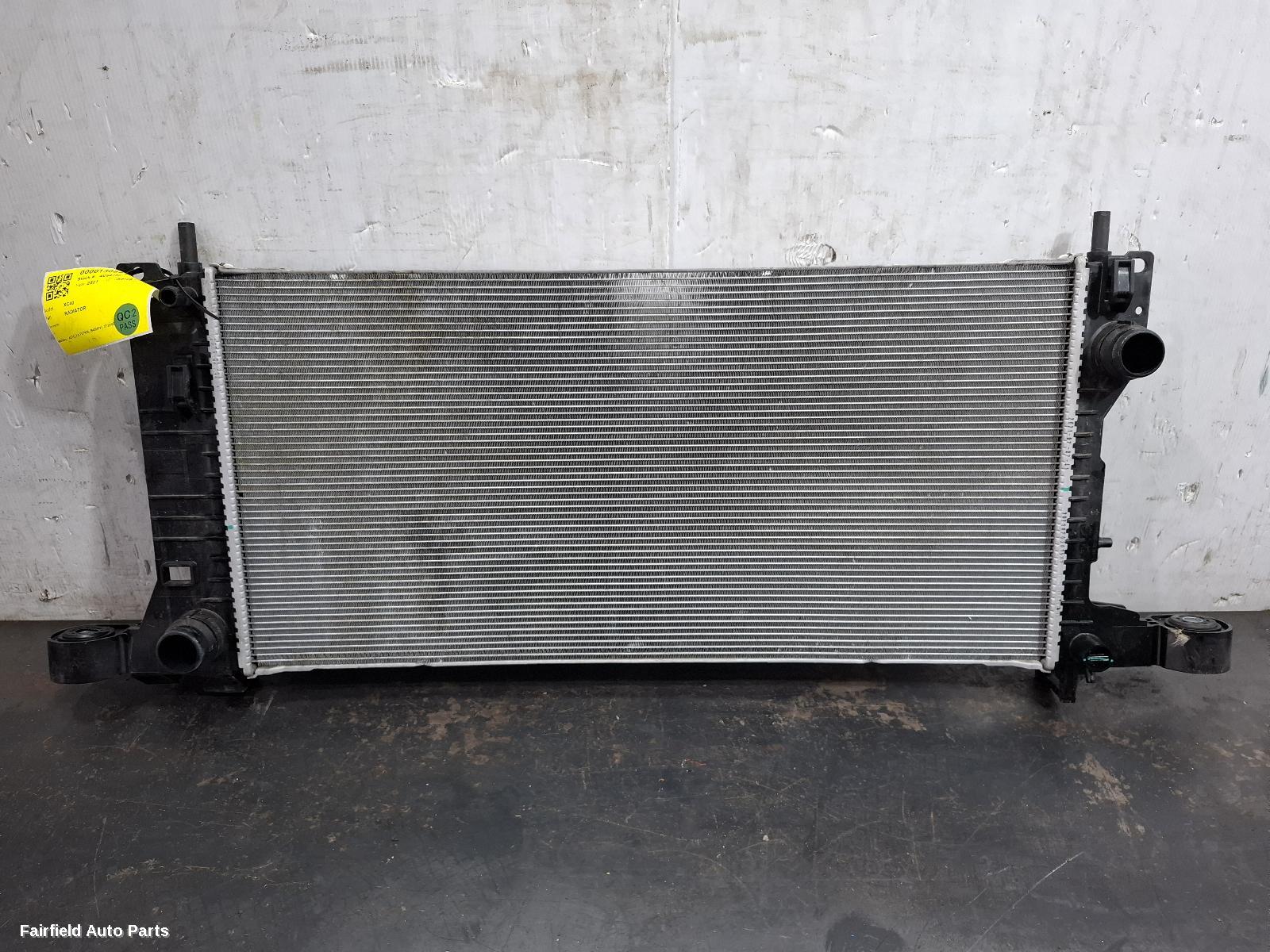 2020-2022 Volvo Xc40 Radiator