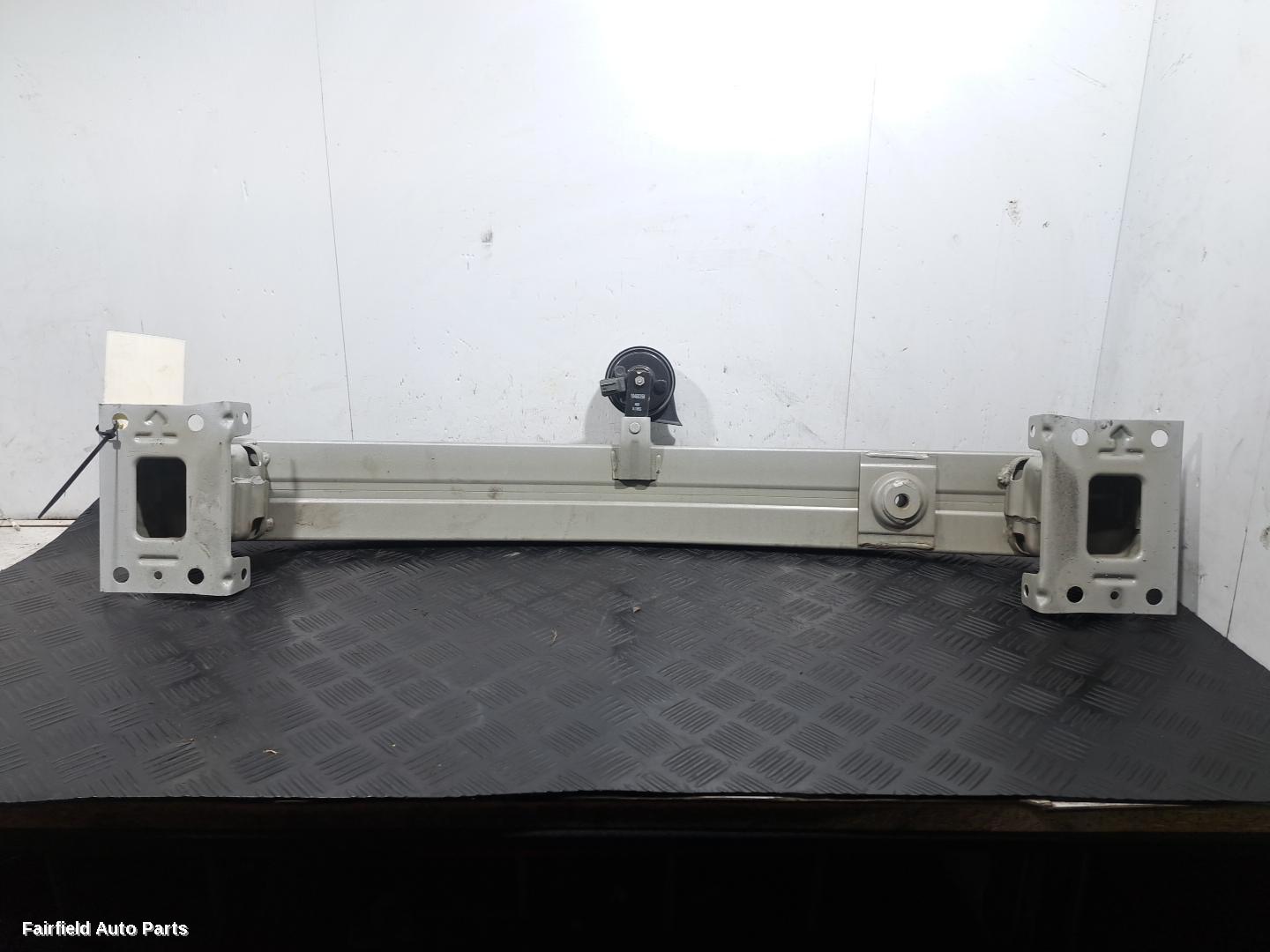 2018-2025 Mg Mg3 F Bar Reinforc Brack