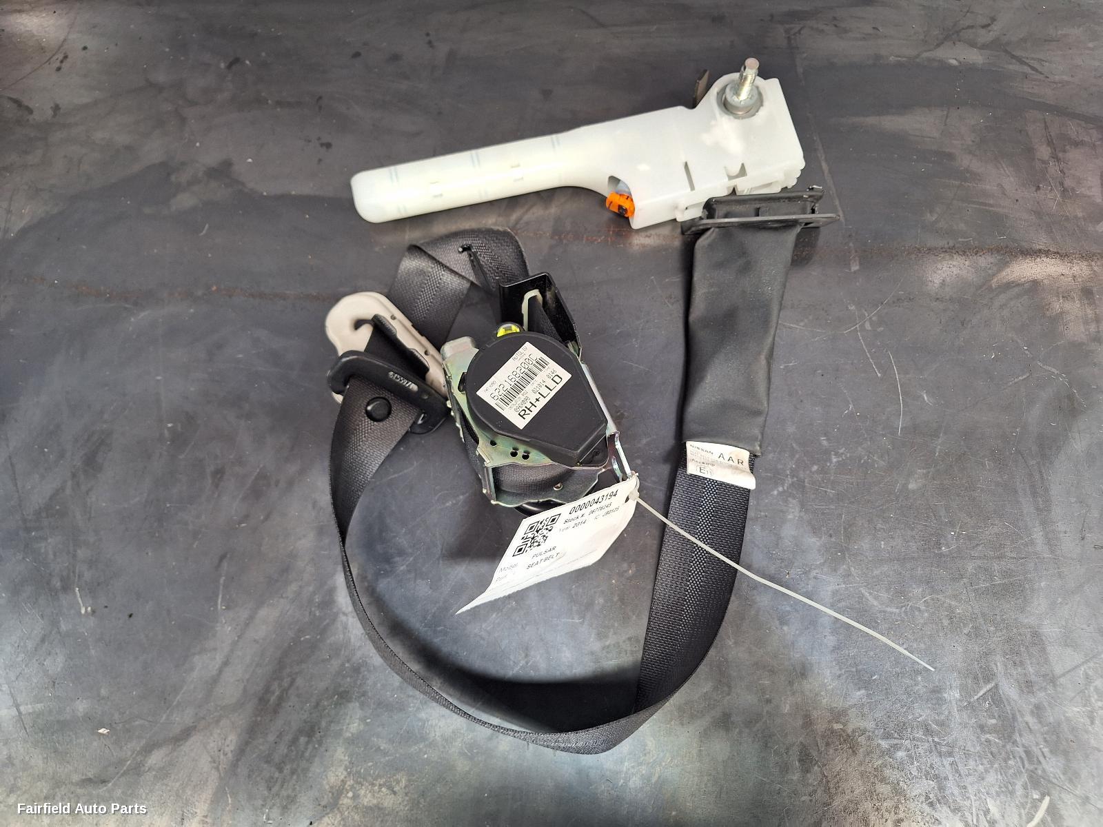 2012-2017 Nissan Pulsar Seatbelt Stalk