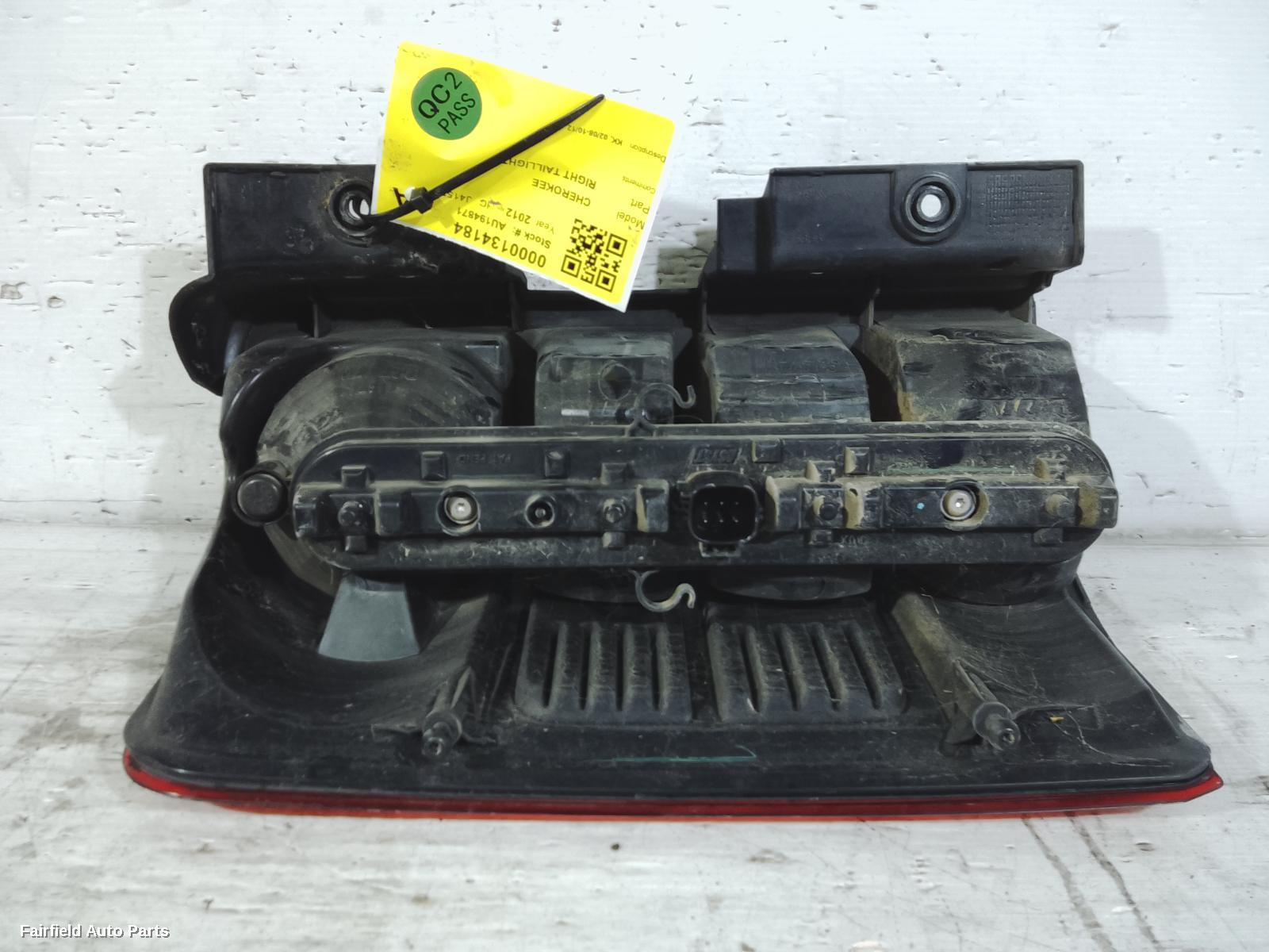 2008-2012 Jeep Cherokee Right Taillight