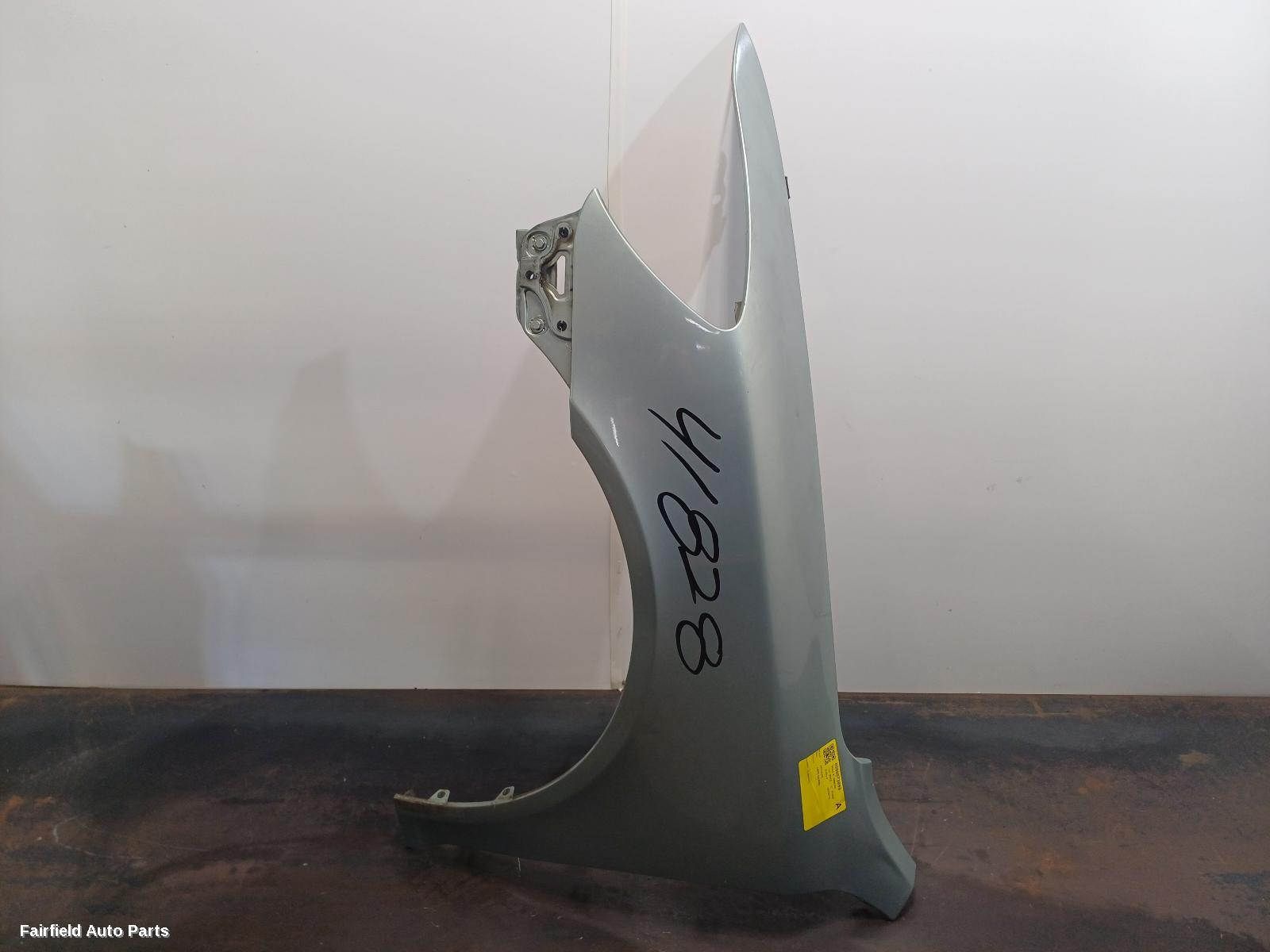 2009-2013 Skoda Octavia Left Guard
