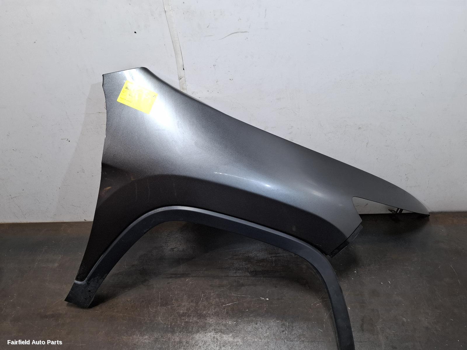 2014-2018 Jeep Cherokee Right Guard