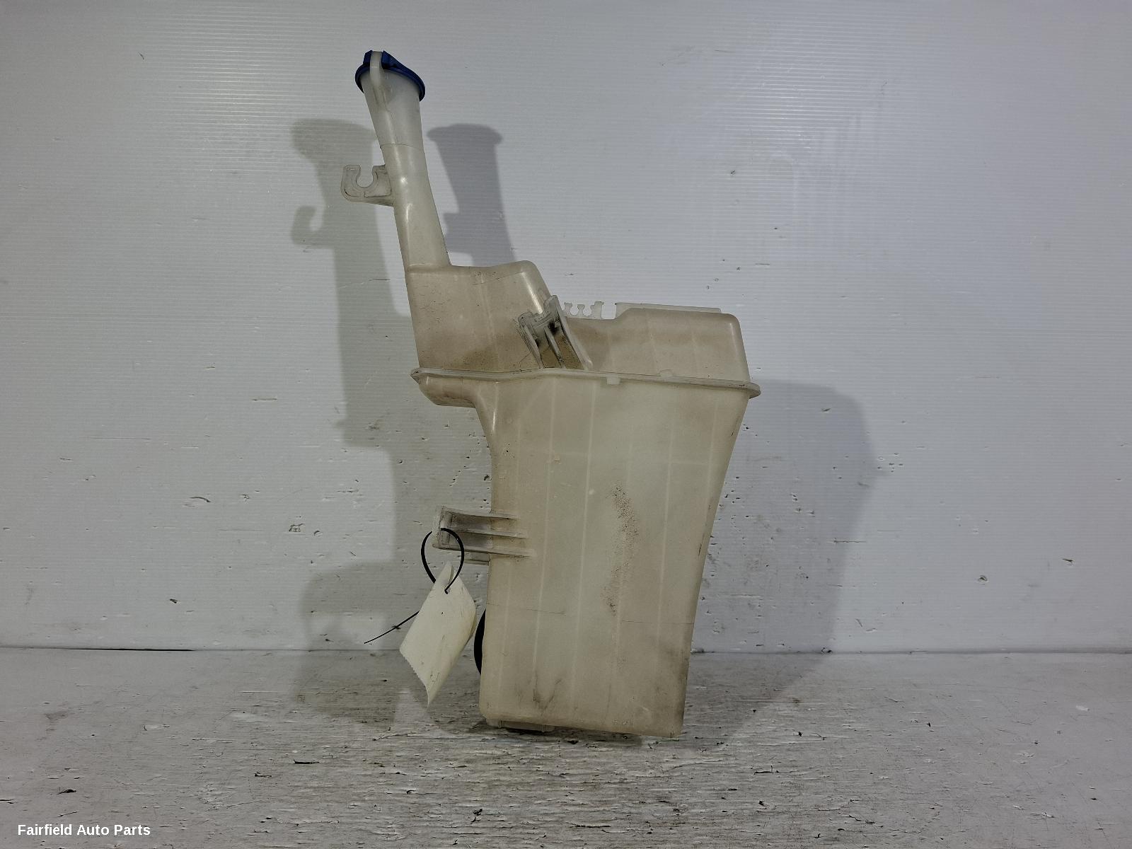 2011-2014 Kia Rio Washer Bottle