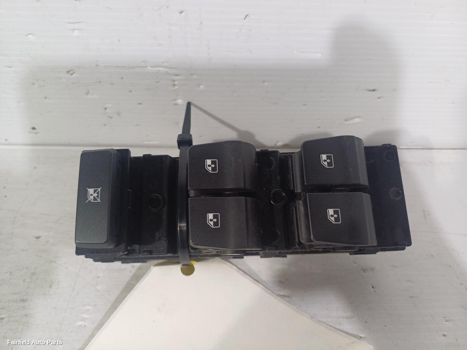2017-2026 Hyundai I30 Pwr Dr Wind Switch