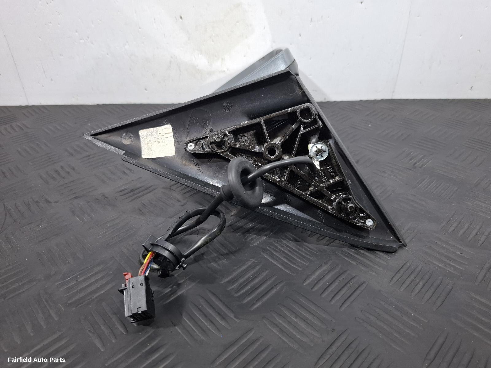 2012-2018 Audi Q3 Right Door Mirror